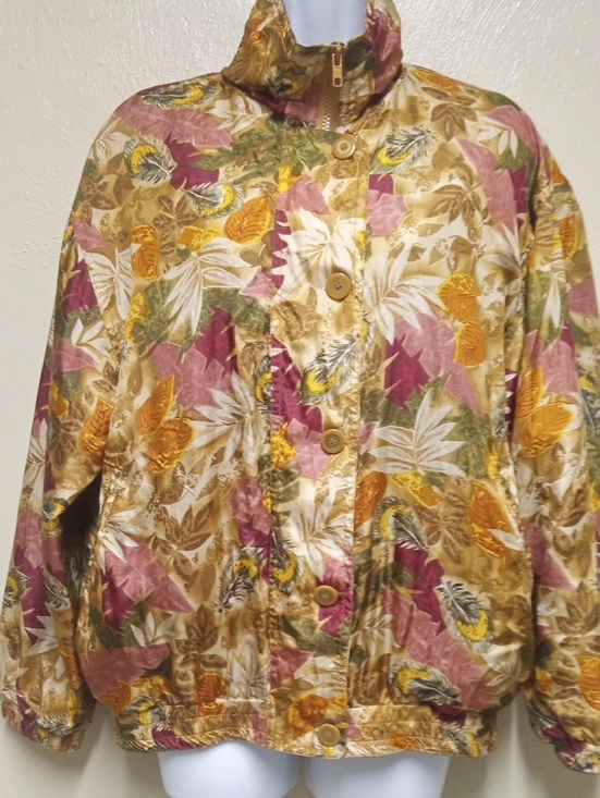 Vital Zone Jackets & Blazers - Vintage Fall Silk Light Jacket Size Small Runs Medium With Pockets Vital Zone